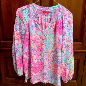 Gorgeous Lily Pulitzer Elsa top in size large